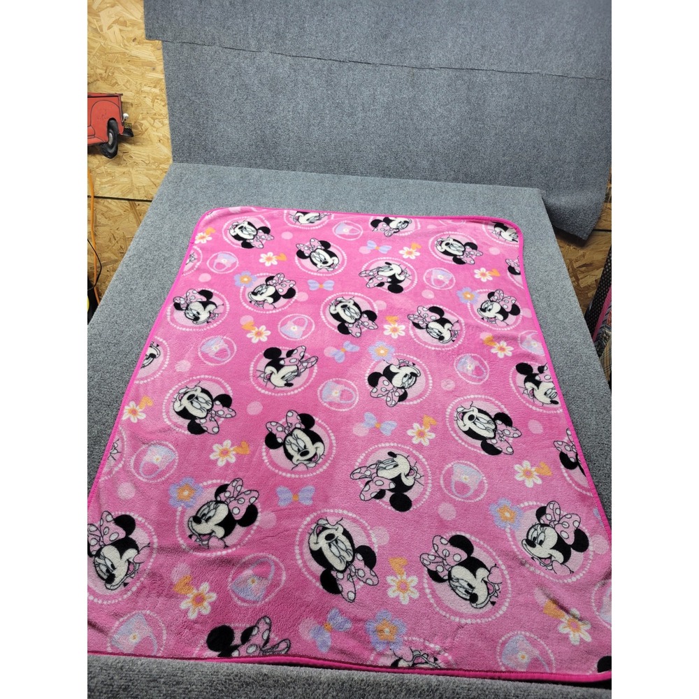 Disney Minnie Mouse Pink Fleece Throw Blanket Flowers Bows Handbags Print